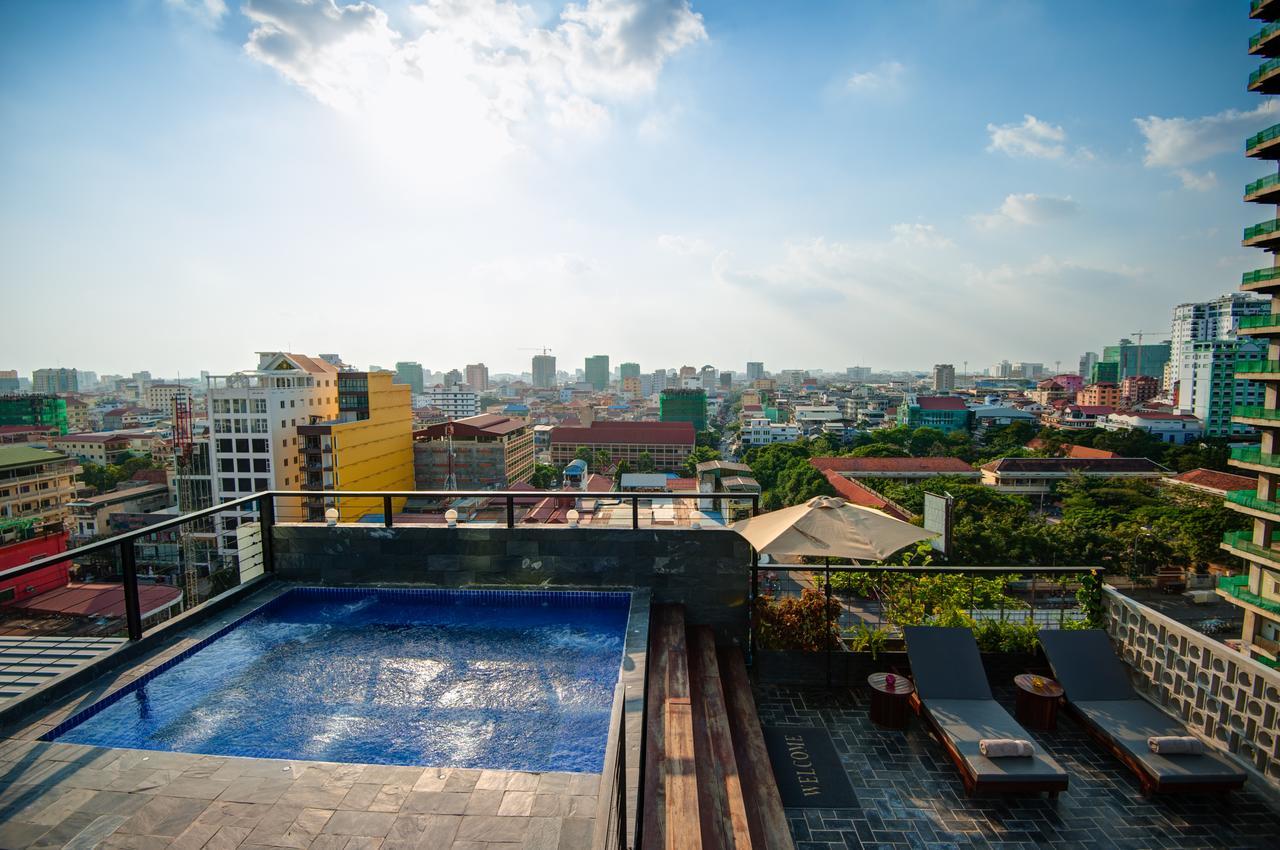 Balconitel Boutique Hotel Phnom Penh Exterior photo